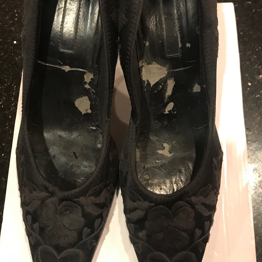 FIRM PRICE 10M NineWest black 4’ embroidered pumps - Picture 2 of 7